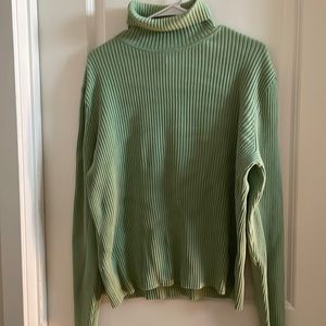 Turtleneck- GAP Stretch! Beautiful green, ribbed turtleneck